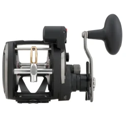 PENN Warfare™ Star Drag Level Wind Conventional Reel